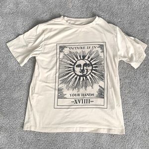 future is in your hands graphic print tee